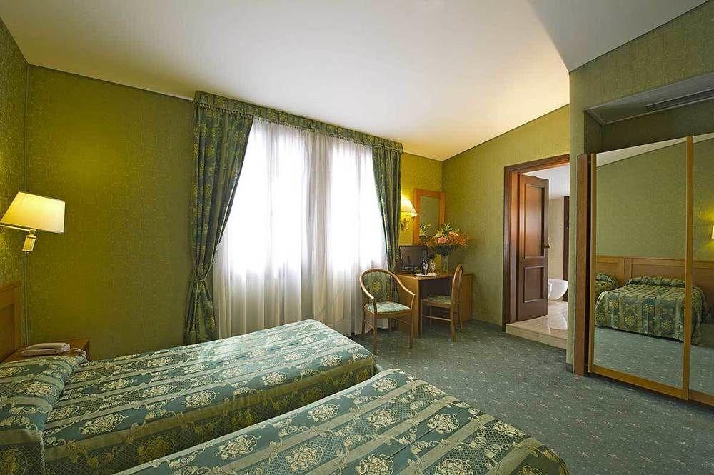 Hotel Spagna Venedik Dış mekan fotoğraf