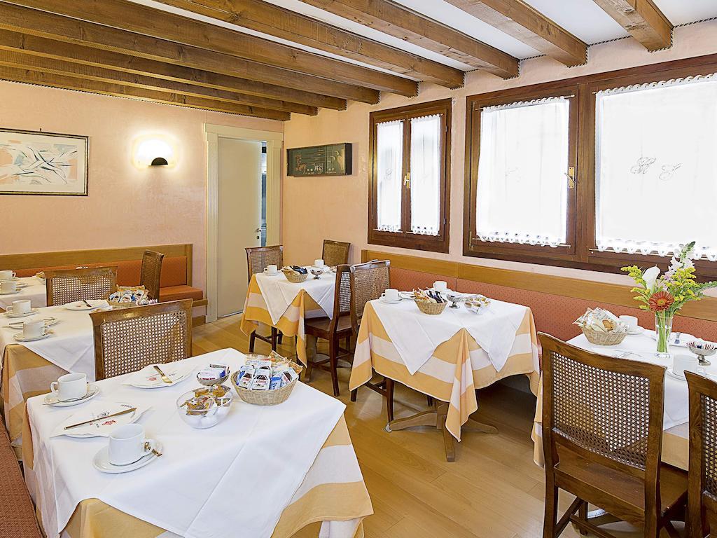 Hotel Spagna Venedik Dış mekan fotoğraf